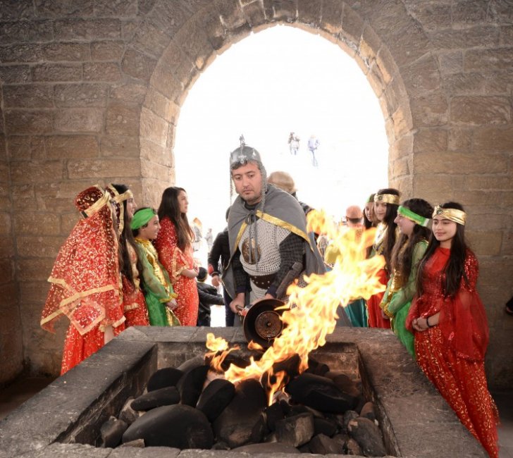“İlaxır çərşənbə” karvanı “Atəşgah”dan geri qayıdır