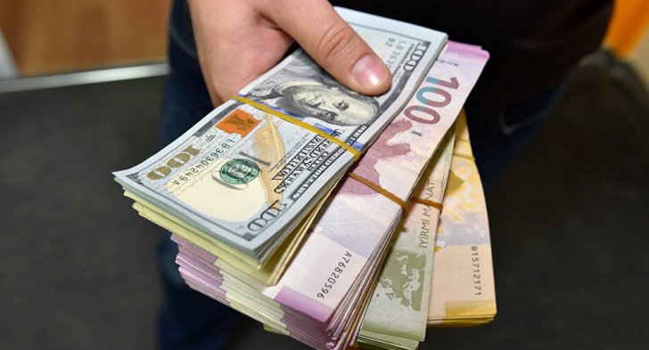 Bu gün dollar neçəyədir? -