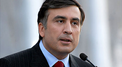 Saakaşvilinin şousu başladı
