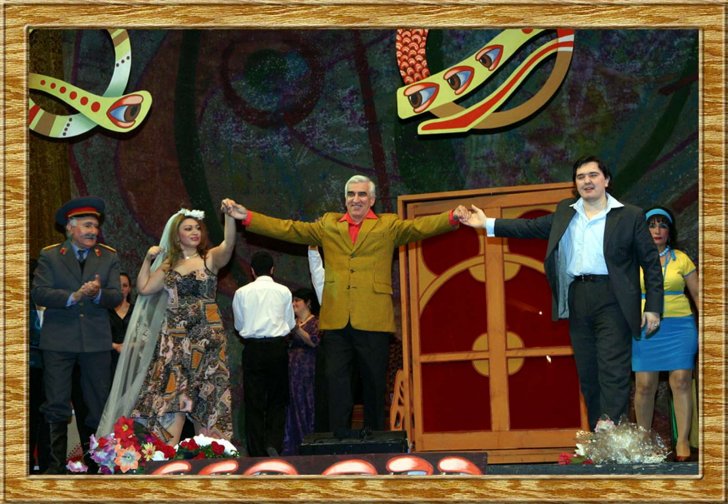 Xalq artisti İlham Namiq Kamal: “Musiqili Teatr mayaka çevrilir” Xalq artisti İlham Namiq Kamal: “Musiqili Teatr mayaka çevrilir”