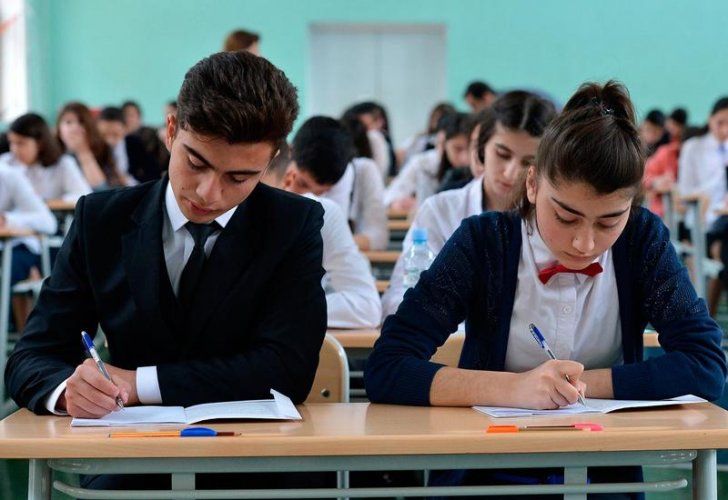 Gələn ildən 45 minə yaxın müəllimin maaşı artacaq