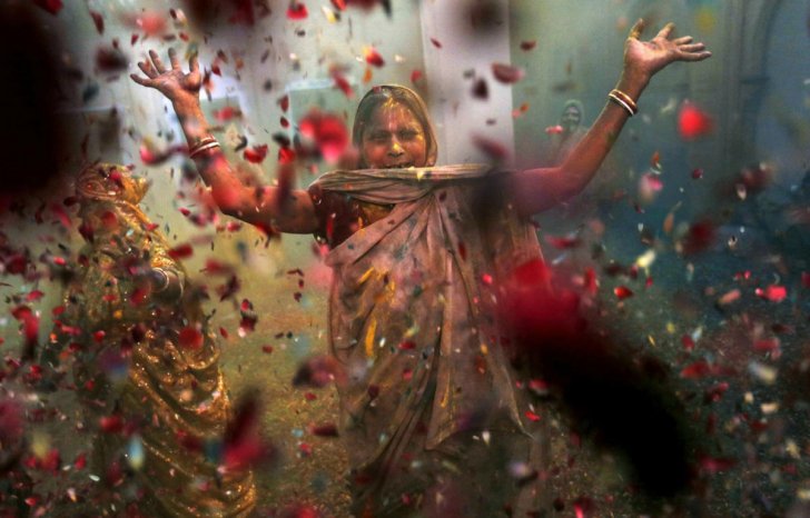 Hindistanda Holi festivalından rəngarəng Hindistanda Holi festivalından rəngarəng