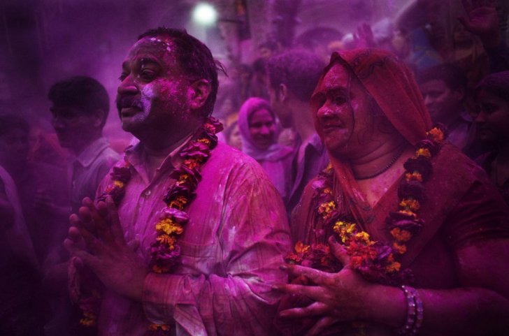 Hindistanda Holi festivalından rəngarəng Hindistanda Holi festivalından rəngarəng