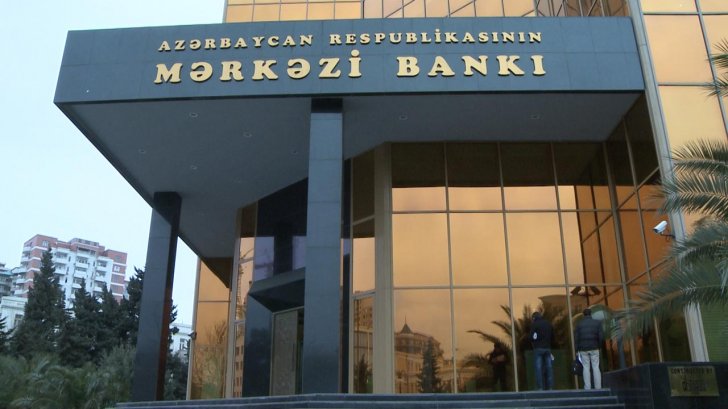 Dövlət əlini bankların üzərindən çəkir