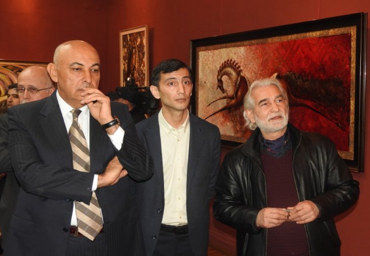 Gənc rəssamın “Yeddi gözəl” adlı sərgisi açılıb