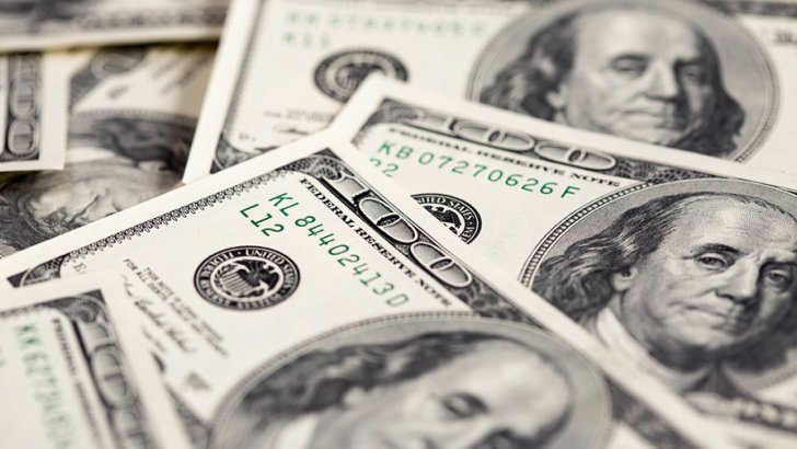 Dollar niyə ucuzlaşır? -