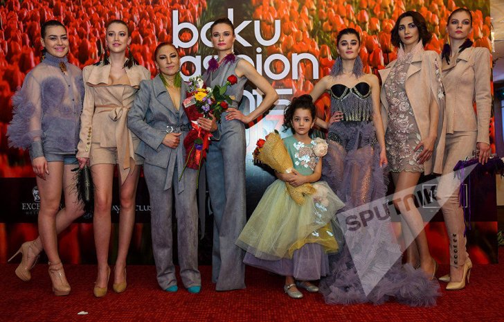 Vəfa Zeynalovanın model qızı podiuma çıxdı - 