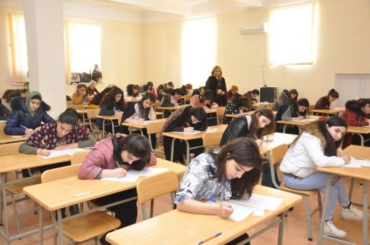 İmtahandan kəsilənlər bu gün yenidən imtahan verir