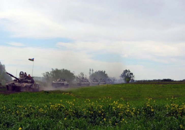 Azərbaycan Silahlı Qüvvələrinin təlimlərinin növbəti mərhələsi keçirilib - Azərbaycan Silahlı Qüvvələrinin təlimlərinin növbəti mərhələsi keçirilib -