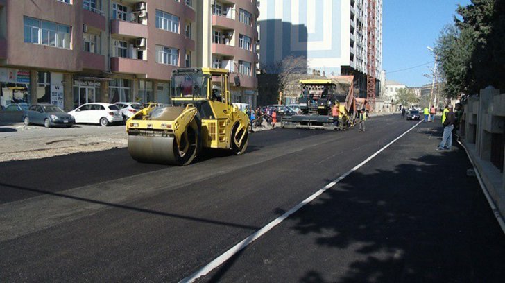 Daha bir küçədə təmir işləri aparılır -
