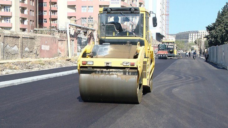 Daha bir küçədə təmir işləri aparılır - Daha bir küçədə təmir işləri aparılır -