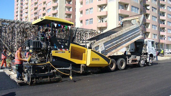 Daha bir küçədə təmir işləri aparılır - Daha bir küçədə təmir işləri aparılır -