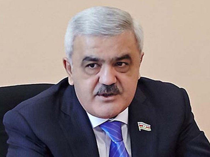 Rövnəq Abdullayev: "AZAL birinci diviziona düşə bilər"
