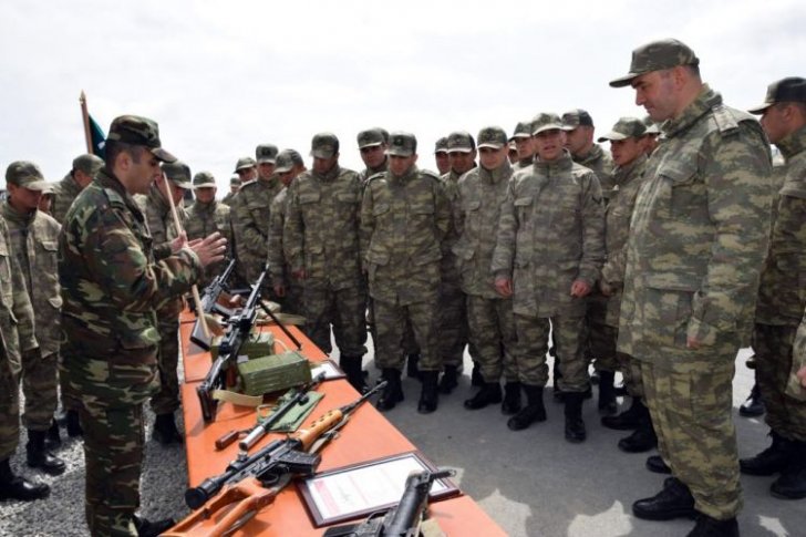 Azərbaycan-Türkiyə birgə təlimlərində istifadə ediləcək silah və texnikalar nümayiş olunub Azərbaycan-Türkiyə birgə təlimlərində istifadə ediləcək silah və texnikalar nümayiş olunub