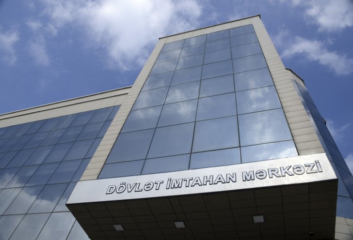 Dövlət İmtahan Mərkəzi qəbul imtahanı verən abituriyentlərə
