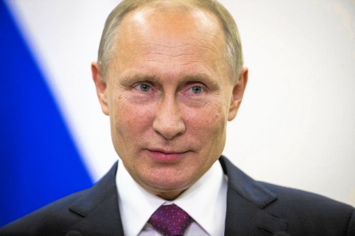 Putin Çin lideri ilə görüşdə piano çaldı -