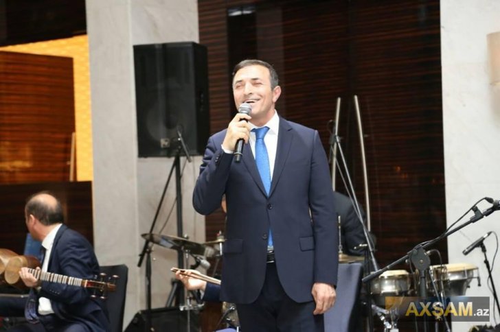 Xalq artistinin iranlı iş adamı ilə toyu - Xalq artistinin iranlı iş adamı ilə toyu -