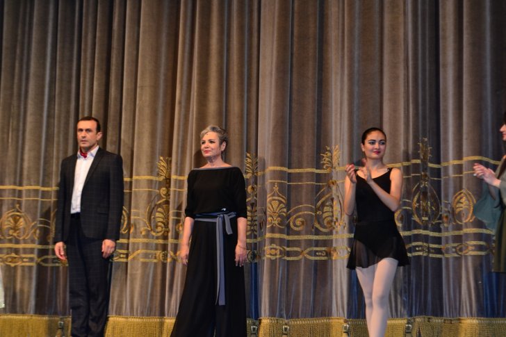 Şükufə Yusupova ad gününü Musiqili Teatrda qeyd etdi - Şükufə Yusupova ad gününü Musiqili Teatrda qeyd etdi -