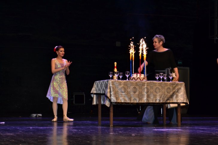 Şükufə Yusupova ad gününü Musiqili Teatrda qeyd etdi - Şükufə Yusupova ad gününü Musiqili Teatrda qeyd etdi -