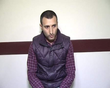 Sosial şəbəkələrdə iş adamlarını şantaj edərək pul alan şəxs tutulub