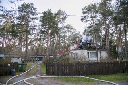 Müdafiə nazirinin evi yandı - 