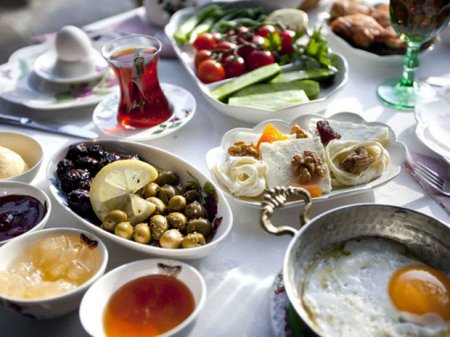 Ramazan ayında qidalanma ilə bağlı