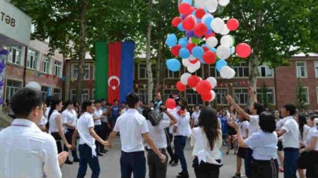 Azərbaycan məktəbində “Son zəng” faciəsi –