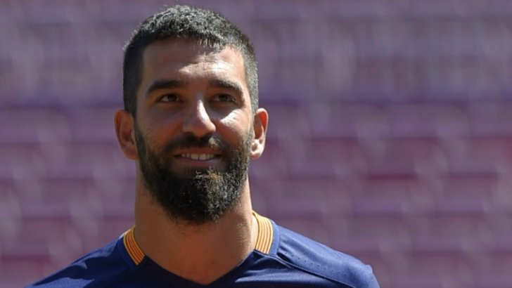 Arda Turan “Barselona”da qalacaq