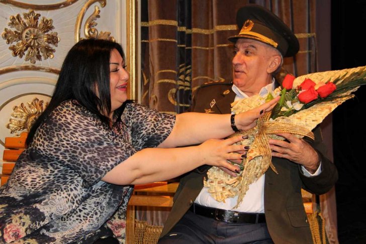 İlham Namiq Kamal Musiqili Teatrda