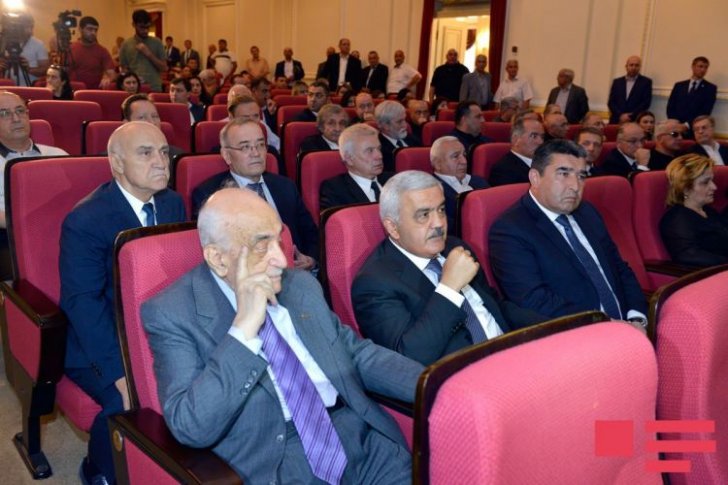 Natiq Əliyevlə vida mərasimi keçirilir - Natiq Əliyevlə vida mərasimi keçirilir -