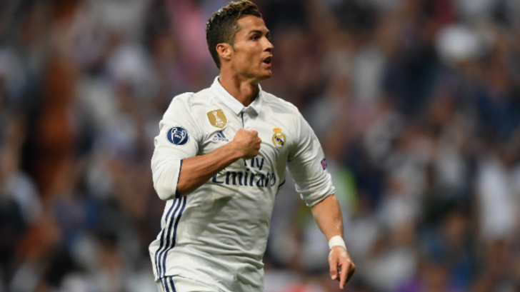 Ronaldo əkiz atası oldu -