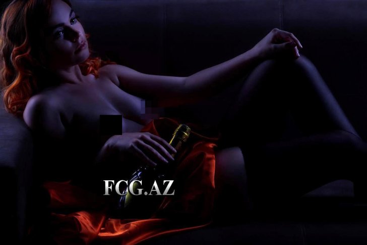 Azərbaycanlı model TAMAM SOYUNDU -
