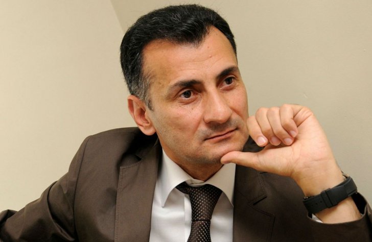 Mirşahinin qardaşı meyxanaçı imiş: