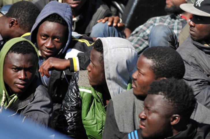 Afrika qaçqını 10 yaşlı azərbaycanlı qızı zorladı