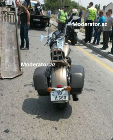 Polis Vahid Mustafayevi saxladı, avtobusa mindirib yola saldı - 