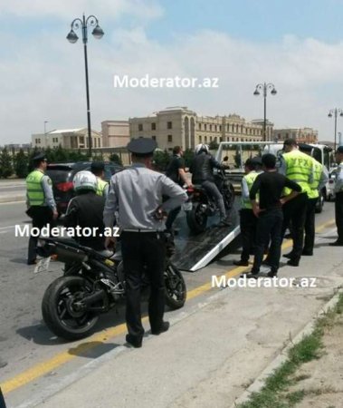 Polis Vahid Mustafayevi saxladı, avtobusa mindirib yola saldı - 