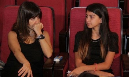 Vida mərasimində Safuranın yoldaşının əlini tutan qız görün kim imiş - 