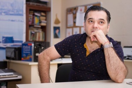 25 dil bilən azərbaycanlı: "Dəli olmaq ən böyük xoşbəxtlikdir"