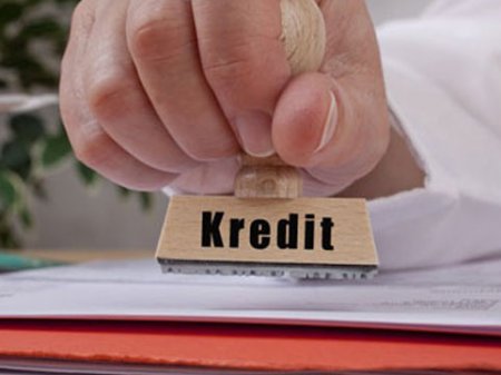 Banka borcu olan müğənnilərin