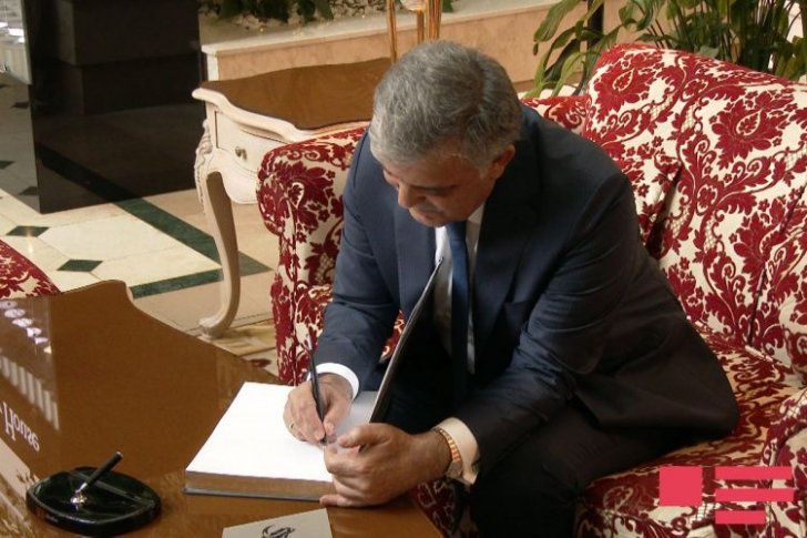 Abdullah Gül: "Təəssüf ki, Ermənistanla imzalanan protokollar nəticə vermədi" - 