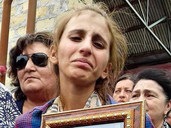 Zəhranın anasının ürəkparçalayan görüntüsü - Zəhranın anasının ürəkparçalayan görüntüsü -