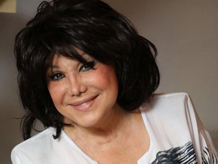 Flora Kərimova: “Qızımın dünyaya gəlməsini istəmirdim” -