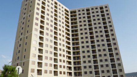 Ev verilən jurnalistlərin adları açıqlanıb -