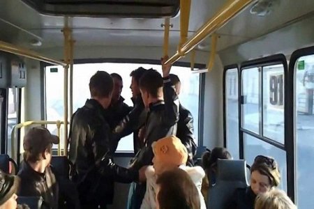Bakıda sərnişinlərlə avtobus sürücüsü arasında dava -