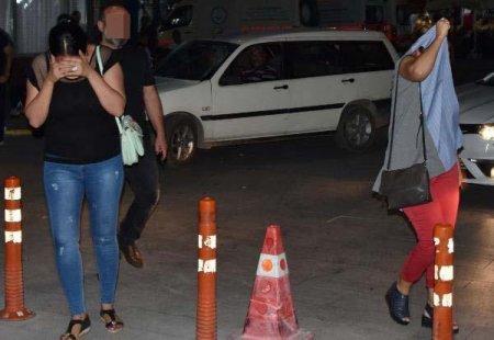 Tibb bacısı və müəllim fahişəlik etdikləri evdə tutuldular - 