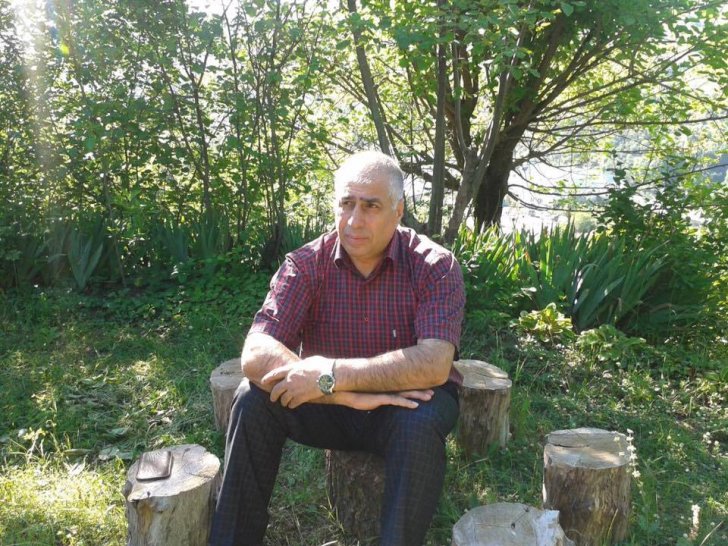 "Keşişlə müsəlmanın davası" -