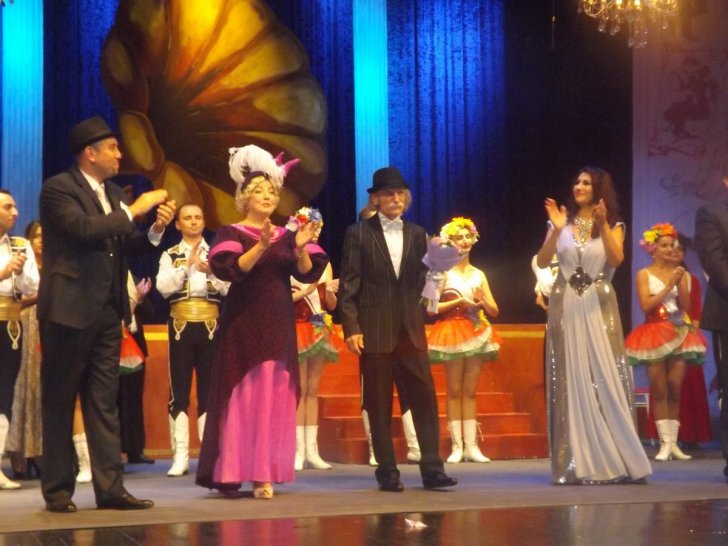 Musiqili Teatrda Əməkdar artist Boris Qrafkinin 80 illik yubileyi qeyd olunub - Musiqili Teatrda Əməkdar artist Boris Qrafkinin 80 illik yubileyi qeyd olunub -