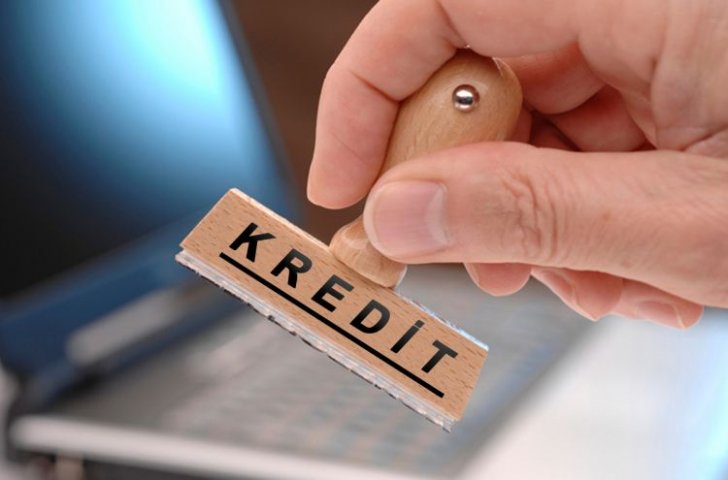Azərbaycanda kreditlər bahalaşır