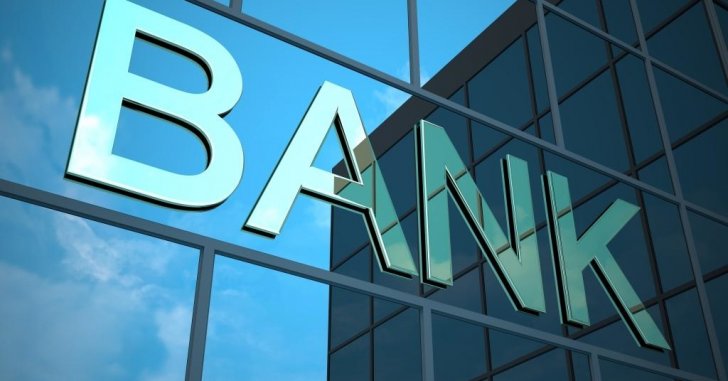 Bəzi banklarda yeni böhran təhlükəsi -