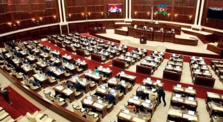 Milli Məclis özünü buraxmaqla bağlı qərar verdi -